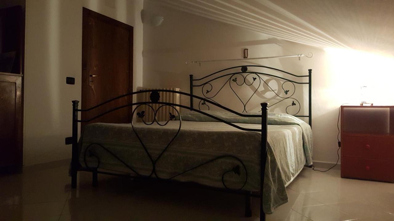B & B La Mansarda 莫诺波利 外观 照片